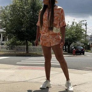 Nordstrom Brand Open Edit Elastic Waist Orange and White Shorts Sz-2X NWT